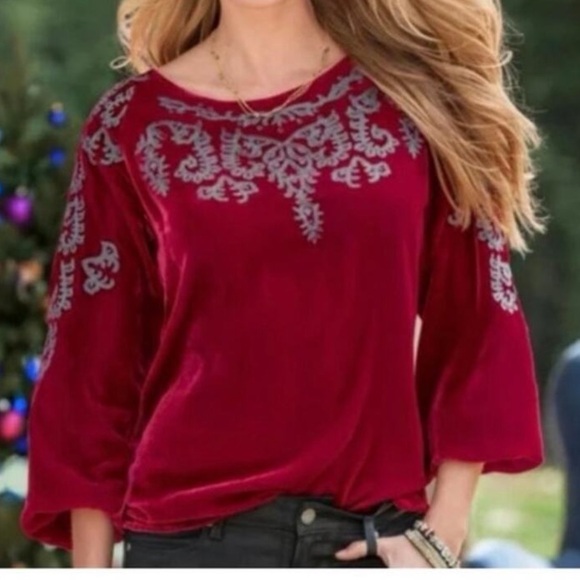 Sundance Tops - Sundance red velvet holiday festive embroidered top Sz Large Petite